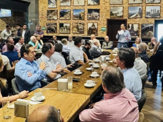 Nora Yu No Pudo Asistir